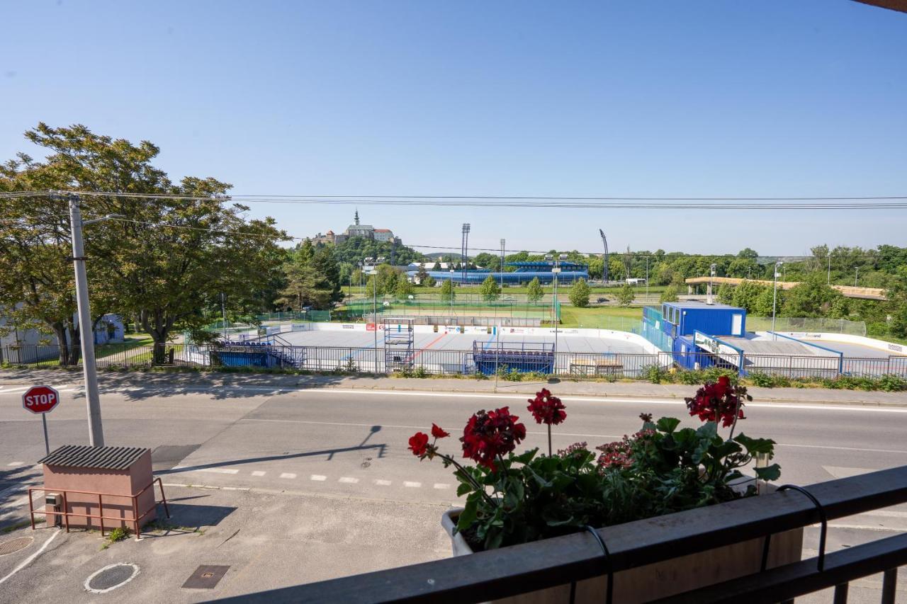 Penzion Toscana Nitra Eksteriør bilde